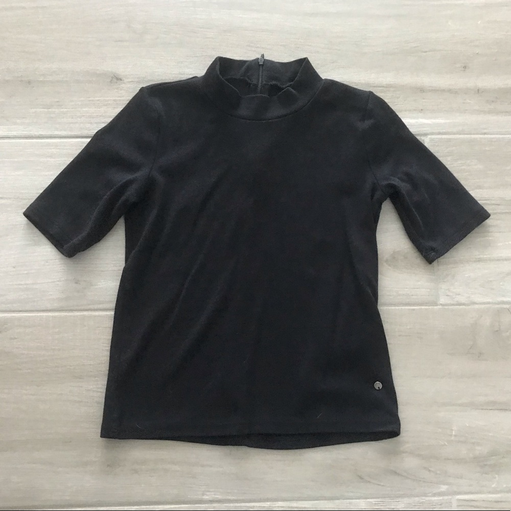 SOLD! NWOT Abercrombie & Fitch Fitted Top